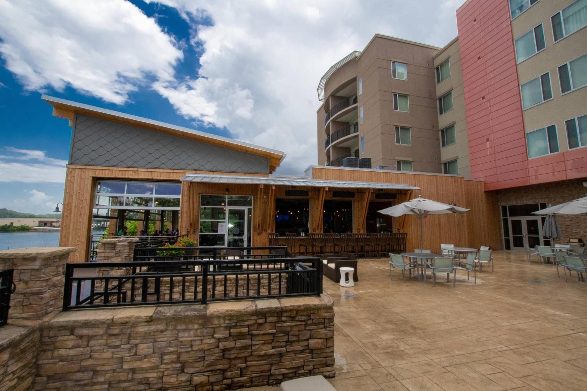 Springhill Suites By Marriott Downtown Chattanooga/Cameron Harbor Ngoại thất bức ảnh